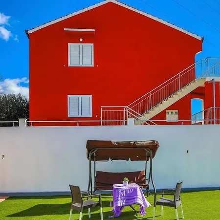 Ana Vila Kastel Sucurac